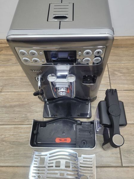 Кофемашина Saeco Exprelia HD 8857 1400w 000046090 фото