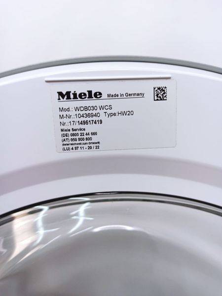 Стиральная машина Miele WDB 030 000041014 фото