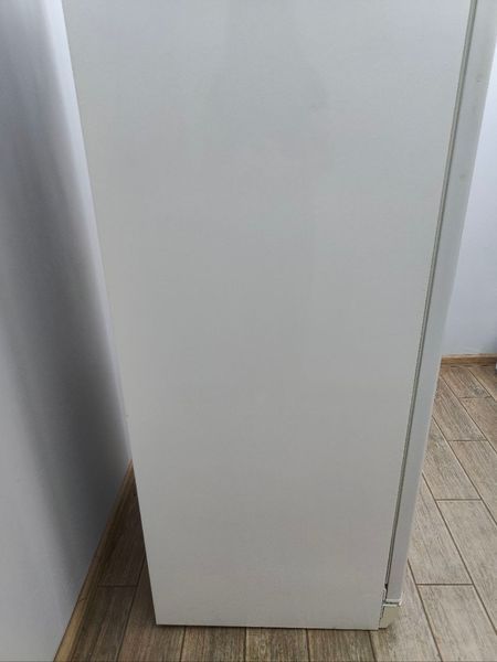 Морозильная камера Electrolux EUC31250W 100W 267л sn 74104243 n 459 000049670 фото