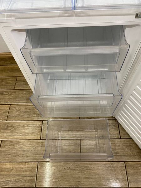 Холодильник двокамерний Electrolux EN7000W1 117W 306+91л sn 95060069 n 410 000048434 фото
