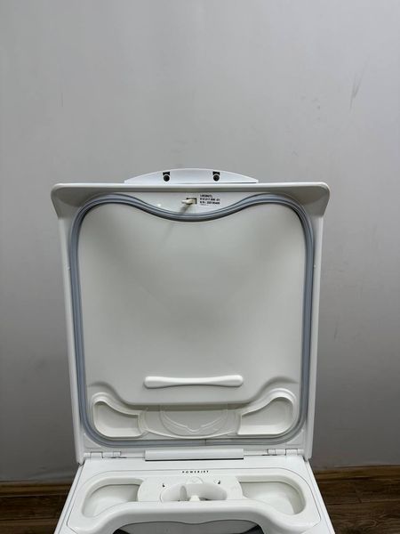 Стиральная машина вертикальная AEG Lavamat L60260TL 2200W 6кг sn 22300400 000054312 фото
