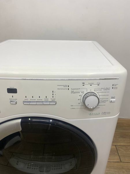 Сушильная машина Bauknecht TK UNIQ 71B Di 3200W 7 kg sn 8560 271 03010 000047916 фото