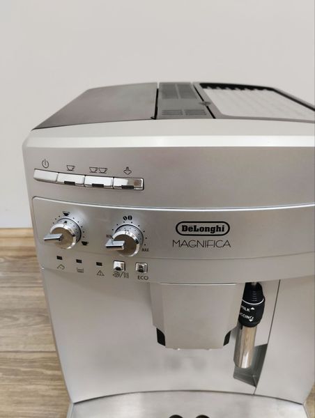 Кавомашина Delonghi Magnifica ESAM03120 S 1450W sn 04218 000047535 фото