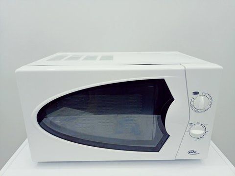 Мікрохвильова піч Elta MW 180G 1080w гриль 800w sn 604769000897 000042865 фото