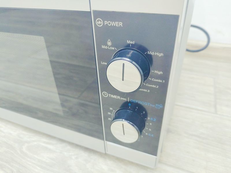 Мікрохвильова піч Sharp YC MG01E S 1270w гриль 1000w sn 13122143081 000032254 фото