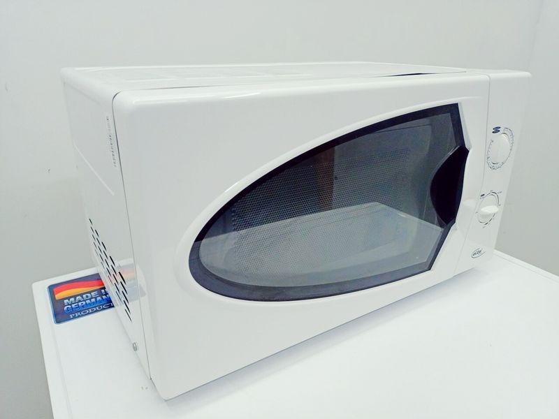 Мікрохвильова піч Elta MW 180G 1080w гриль 800w sn 604769000897 000042865 фото