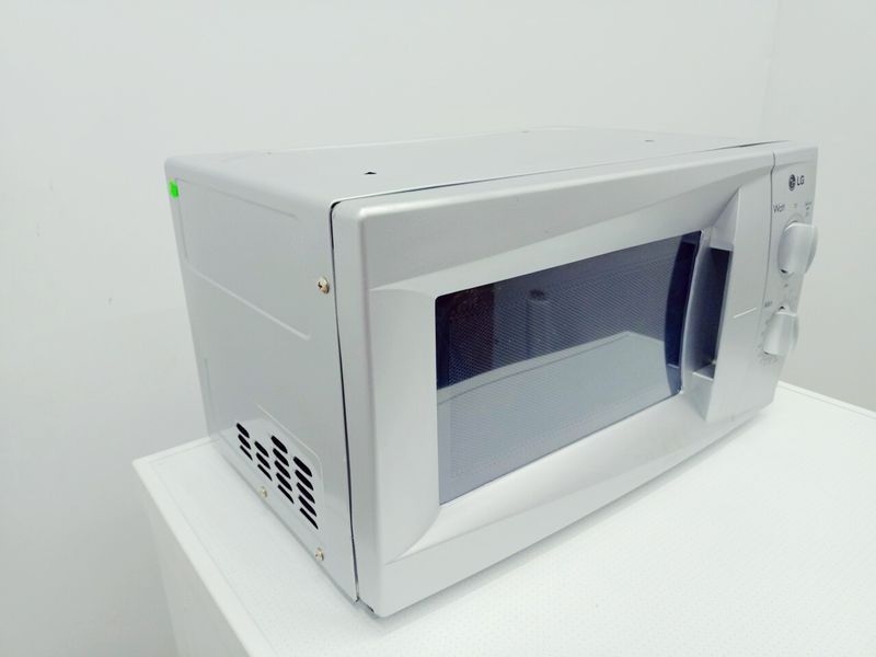Микроволновая печь LG MS 1924WU 000041708 фото