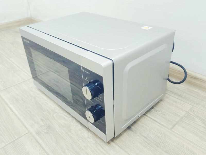 Мікрохвильова піч Sharp YC MG01E S 1270w гриль 1000w sn 13122143081 000032254 фото