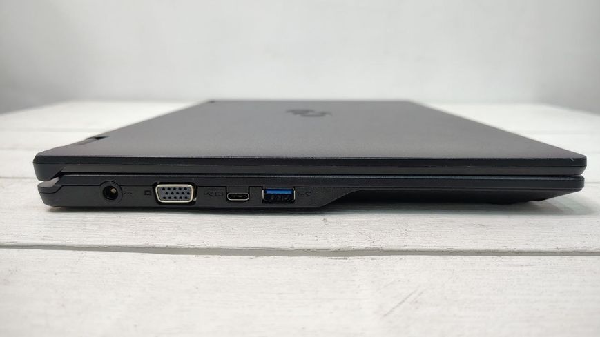Ноутбук Fujitsu LifeBook E449 14 FHD бат до 4 годин 000053283 фото