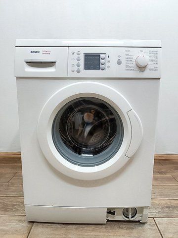 Стиральная машина Bosch WAE28460SN 2300W 6кг sn 601242 n 000049369 фото