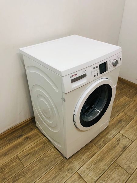 Стиральная машина Bosch Serie6 WAQ28422 09 000044437 фото