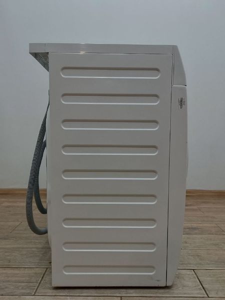 Стиральная машина AEG 6000 Series L6FBA484 000045995 фото