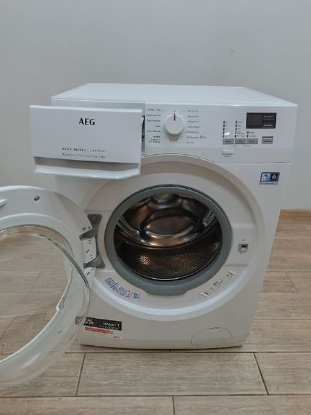 Стиральная машина AEG 6000 Series L6FBA484 000045995 фото