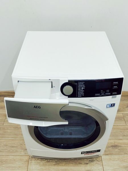 Сушильна машина AEG 8000 Series T8DE76587 900w 8кг sn 93702730 000040779 фото