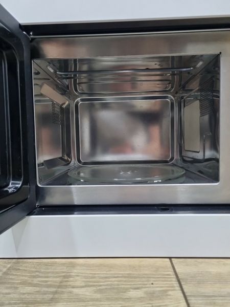 Микроволновая печь встраиваемая Electrolux EMM17007OW 000039400 фото