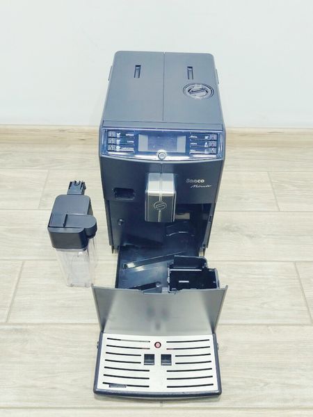 Кофемашина Saeco Minuto HD8763 000041310 фото