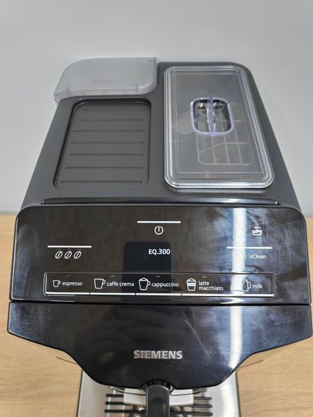 Кофемашина Siemens EQ300 TI35A509DE 03 1300W sn 719120384895011506 000052291 фото