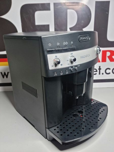 Кофемашина DeLonghi ESAM3000 B 1450w 000038315 фото