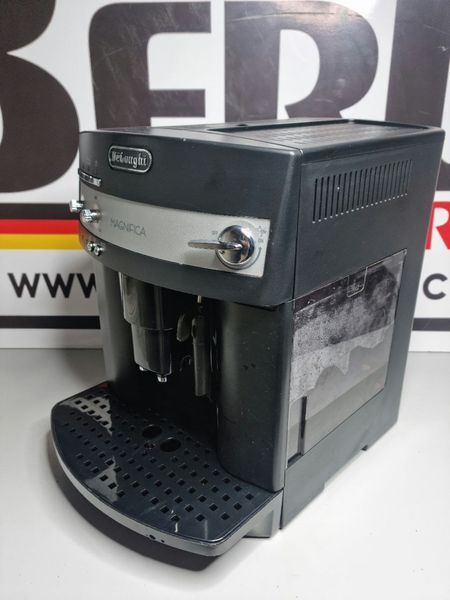 Кофемашина DeLonghi ESAM3000 B 1450w 000038315 фото