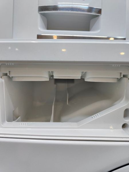 Стиральная машина Siemens WM14W5FCB 8kg sn 951002020 000051293 фото