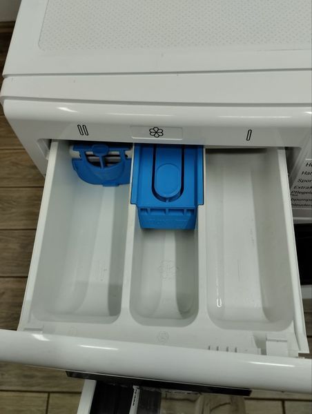 Стиральная машина Bosch WNM56 2100 w sn 484040274358003914 000047330 фото