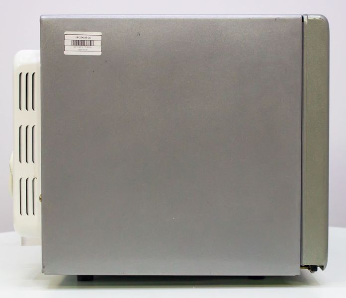 Мікрохвильова піч Severin MW 7822 1200W гриль 1000W sn S02390881737 000016156 фото