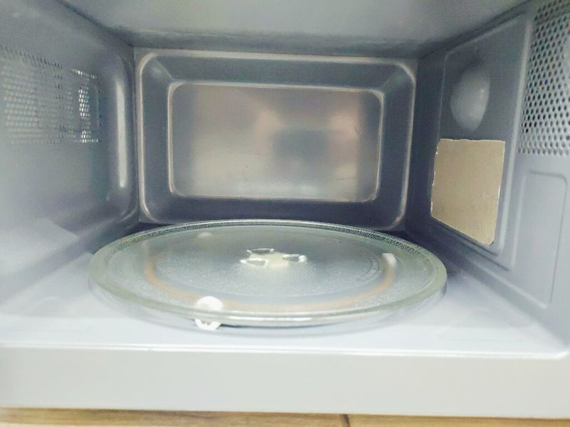 Мікрохвильова піч Panasonic NN E209WM EPG 1100w sn 5C80200051 000035724 фото