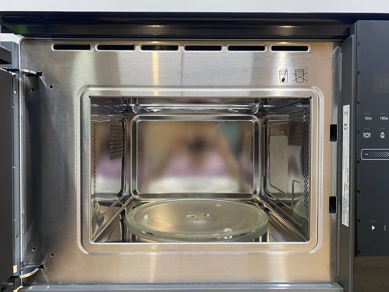 Микроволновая печь встраиваемая Constructa CC4P91260 800W sn 1419046895 000048326 фото