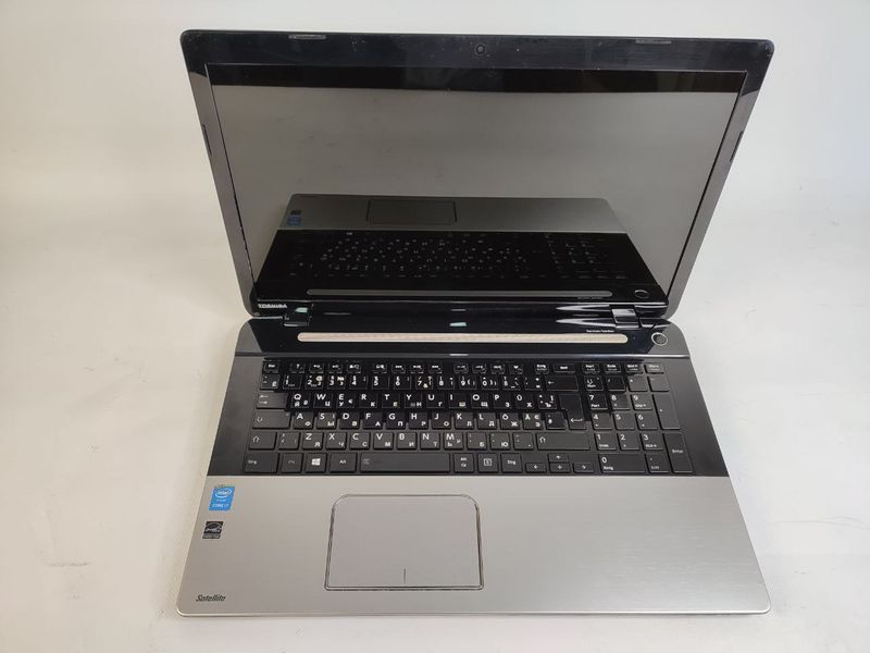 Ноутбук Toshiba Satellite S70 B 110 000043290 фото