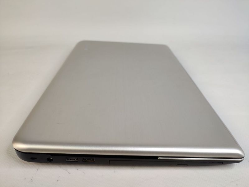 Ноутбук Toshiba Satellite S70 B 110 000043290 фото
