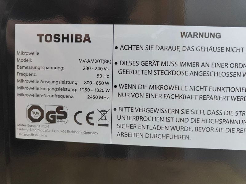 Мікрохвильова піч Toshiba MVAM 20TBK 850W sn 000053794 фото
