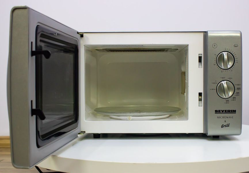 Мікрохвильова піч Severin MW 7822 1200W гриль 1000W sn S02390881737 000016156 фото