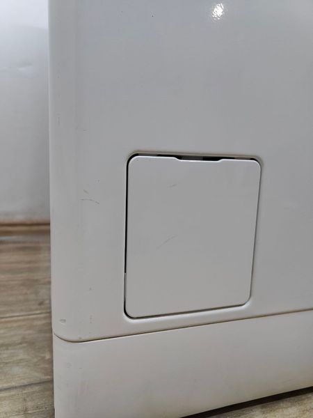 Стиральная машина вертикальная Electrolux L47430 2300W 6кг sn 91200040 000053063 фото