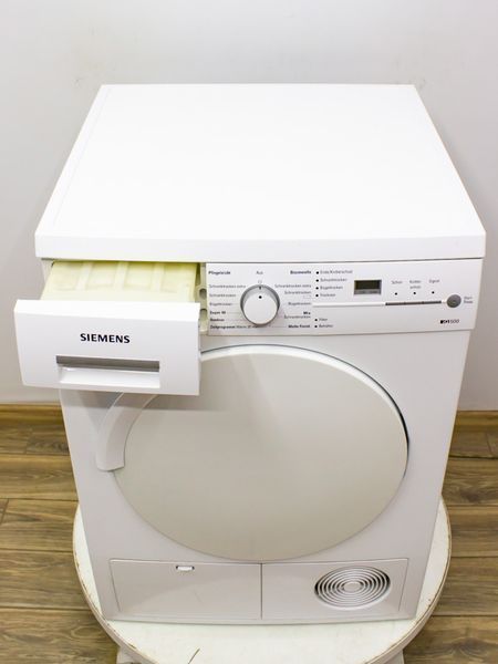Сушильная машина Siemens IQ500 WT46E305 46 000029060 фото