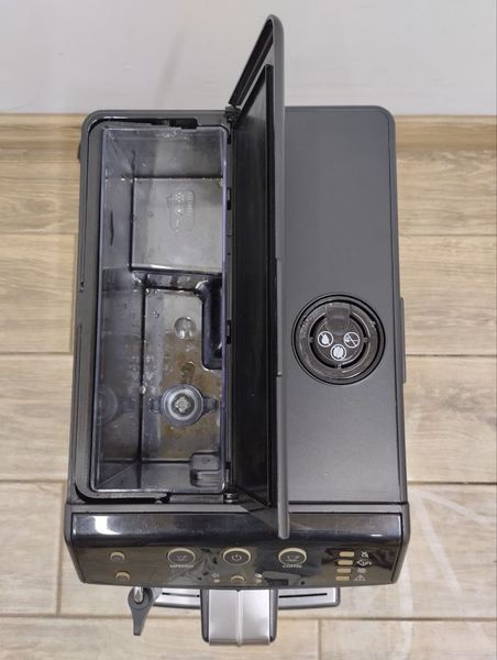 Кофемашина Saeco minuto HD8661 1850W sn TW901446824524 000046407 фото