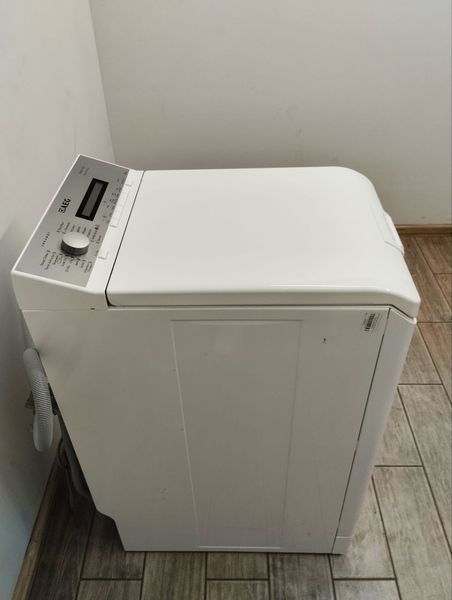 Стиральная машина вертикальная AEG L75265TL1 2200W 6кг sn 44700028 000049476 фото
