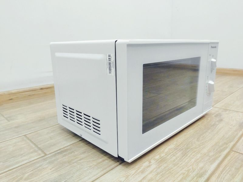Микроволновая печь Panasonic NN E201WM EPG 000039587 фото