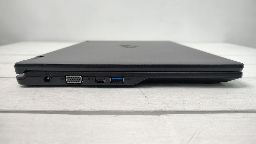 Ноутбук Fujitsu LifeBook E449 14 FHD бат до 3 годин 000053285 фото