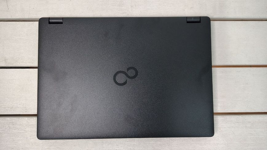 Ноутбук Fujitsu LifeBook E449 14 FHD бат до 3 годин 000053285 фото