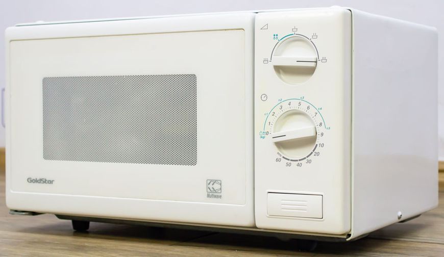 Мікрохвильова піч GoldStar MW 1000 1100W sn 6121E86895 4140W3A214C 000016157 фото