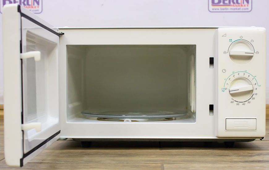 Мікрохвильова піч GoldStar MW 1000 1100W sn 6121E86895 4140W3A214C 000016157 фото