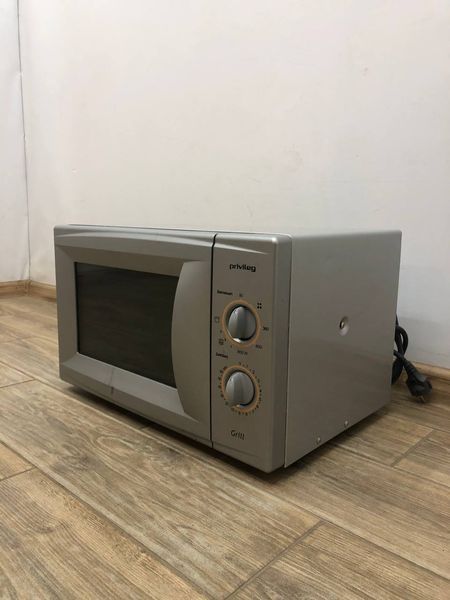 Мікрохвильова піч Privileg 30487 2150w гриль 1000w sn 32800733 000043491 фото