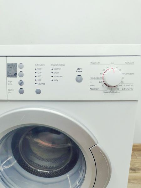 Стиральная машина Bosch Maxx6 WAE283P3 31 000039706 фото