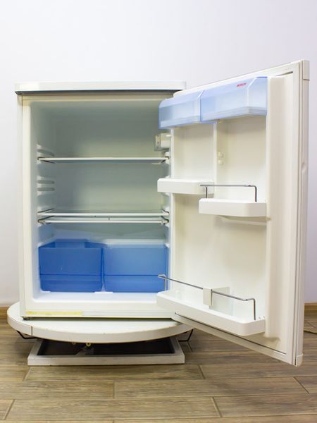 Холодильник однокамерный Bosch KTR75421 01 000024695 фото