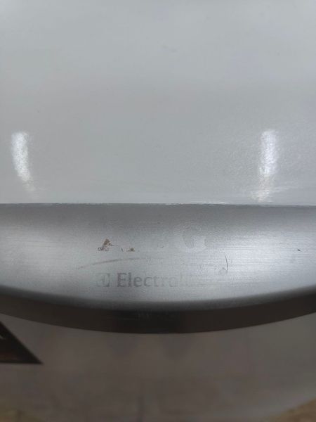 Пральна машина вертикальна Electrolux L47230 2300W 6кг sn 84300295 000053094 фото