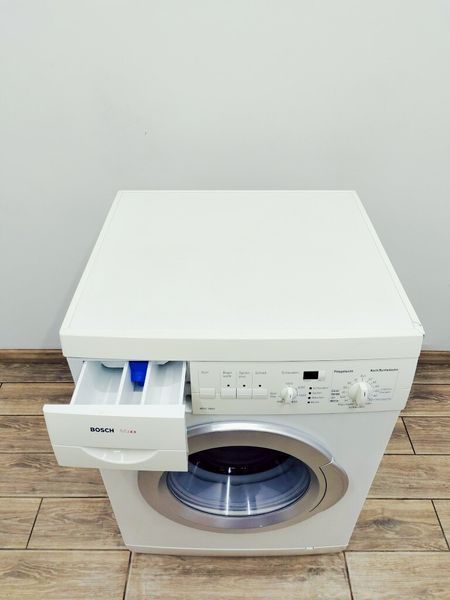 Стиральная машина Bosch Maxx WF02860 01 000037077 фото