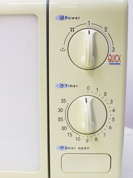 Мікрохвильова піч Daewoo KOR 6105 1200w sn LO6Y2A0609 000024730 фото