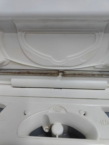 Пральна машина вертикальна Electrolux L47230 2300W 6кг sn 84300295 000053094 фото