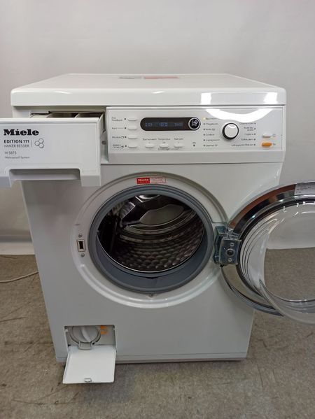 Стиральная машина Miele W 5873 000041017 фото