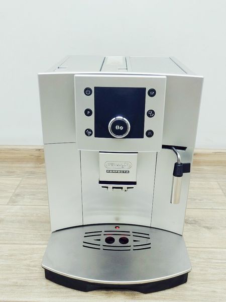 Кофемашина DeLonghi Perfecta ESAM5400 S 000021835 фото